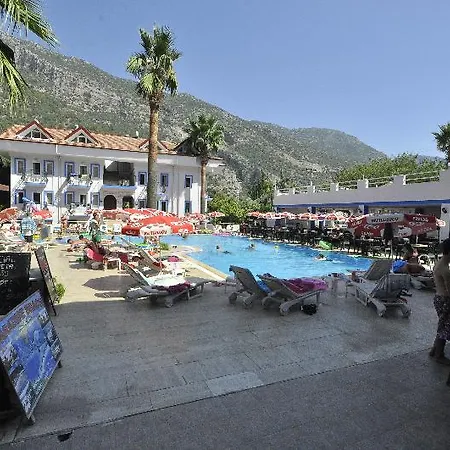 Akdeniz 3* Öludeniz