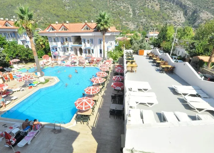 Akdeniz Hotel 3*