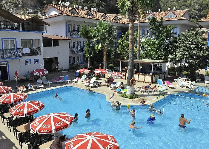 Akdeniz Hotel 3*